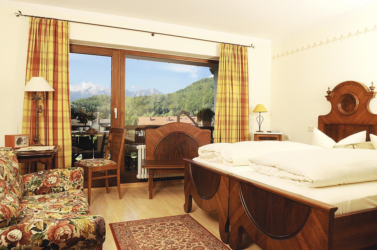 Hotel Forsthaus Oberau (Garmisch-Partenkirchen) Exterior photo