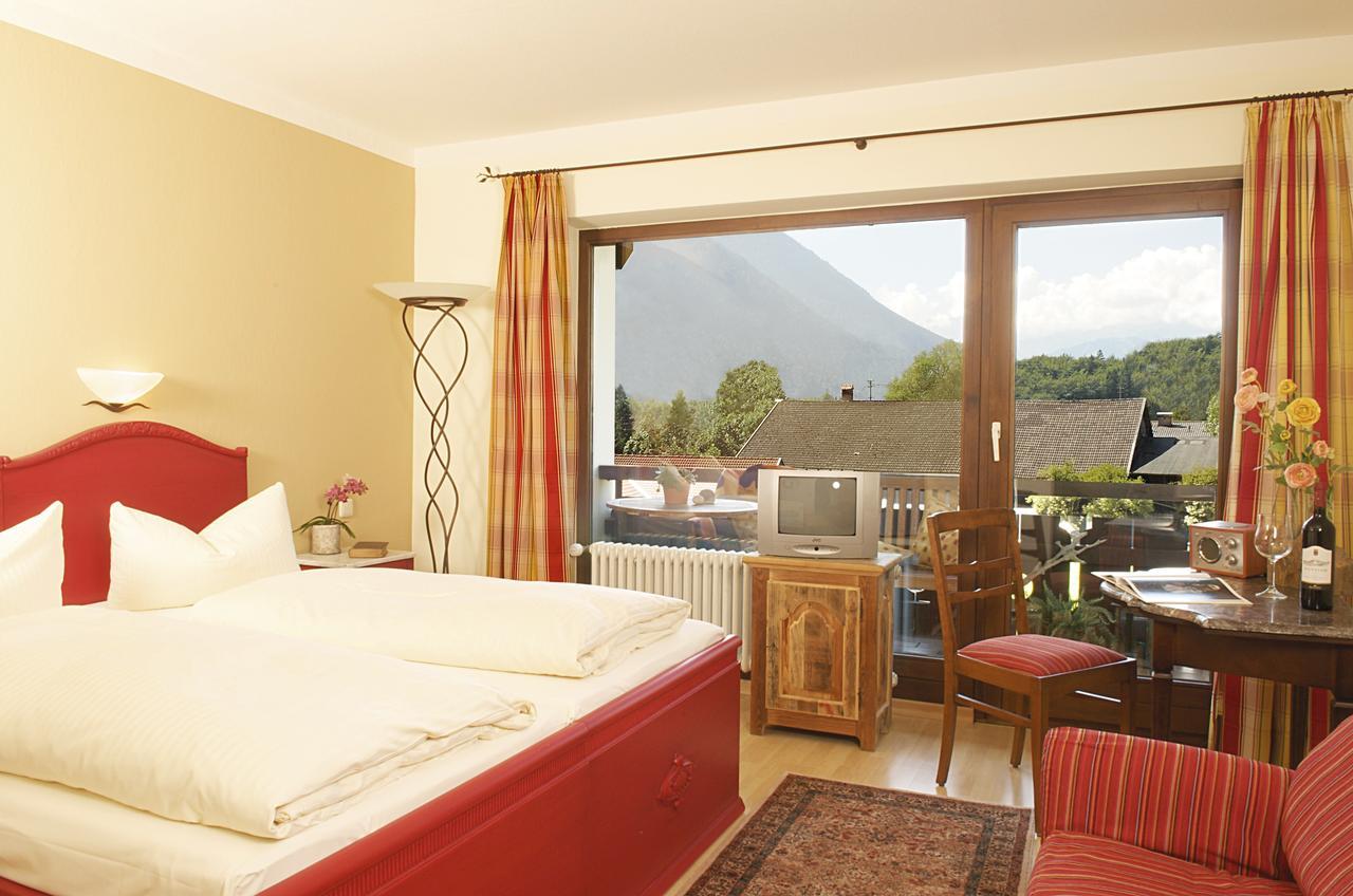 Hotel Forsthaus Oberau (Garmisch-Partenkirchen) Exterior photo